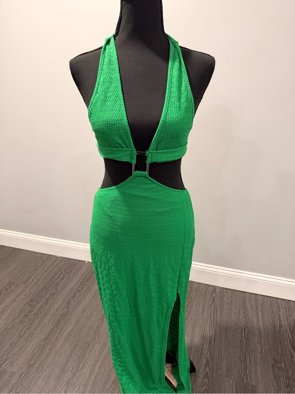SHEIN Green Halter Cutout Maxi Dress